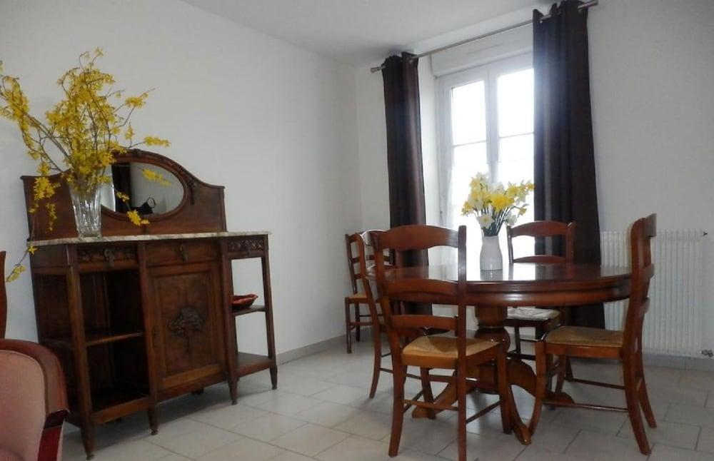 אסנלס Place Alexandre Stanier Apt N 7 Avec Terrasse מראה חיצוני תמונה